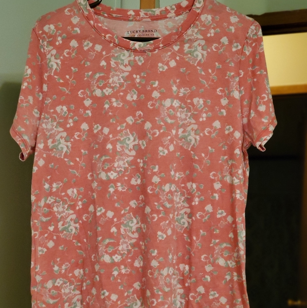 Women's tee